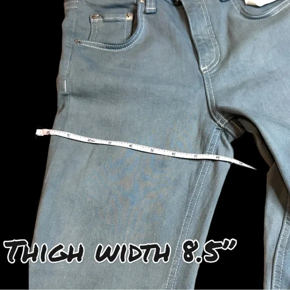 Originally NWT Aged White Flare Crop Jeans now in Sage. Size 26 - Picture 9 of 12